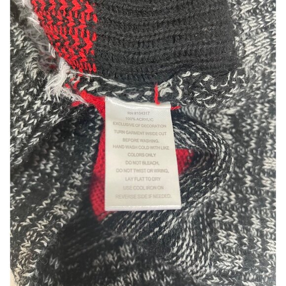 Derek Heart Sweater Sz S Fuzzy Penquin Holiday Jingle Bells Cozycore - Picture 7 of 7